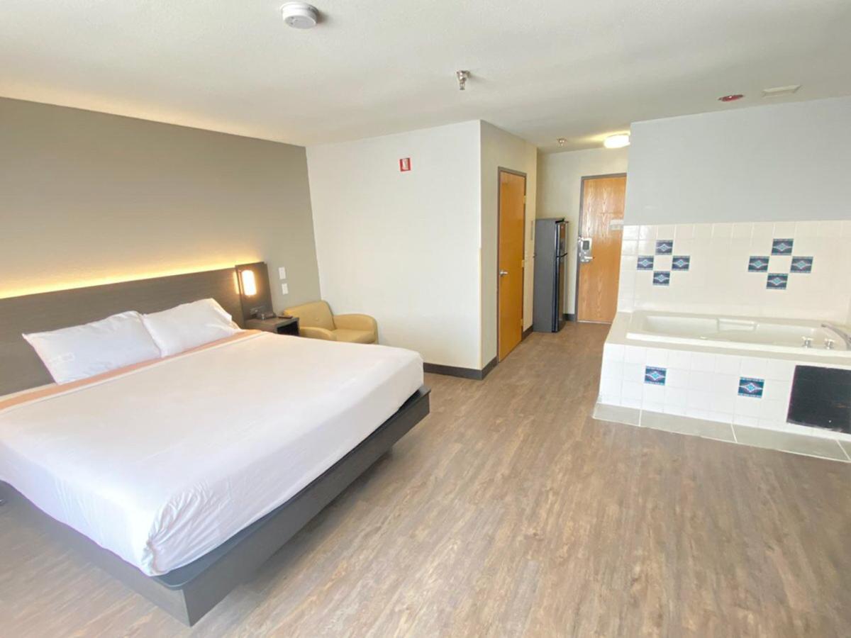 Pinetop Studio Suites ภายนอก รูปภาพ