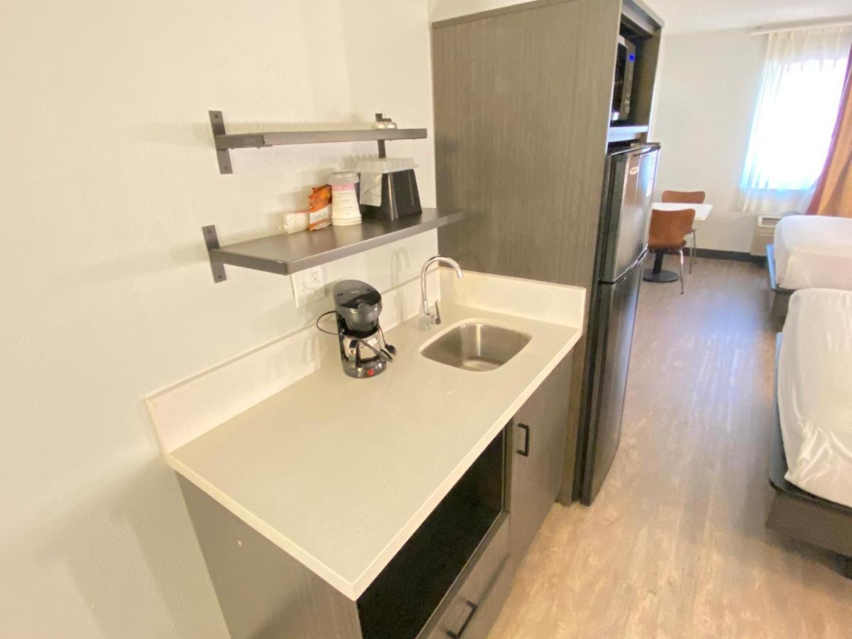 Pinetop Studio Suites ภายนอก รูปภาพ