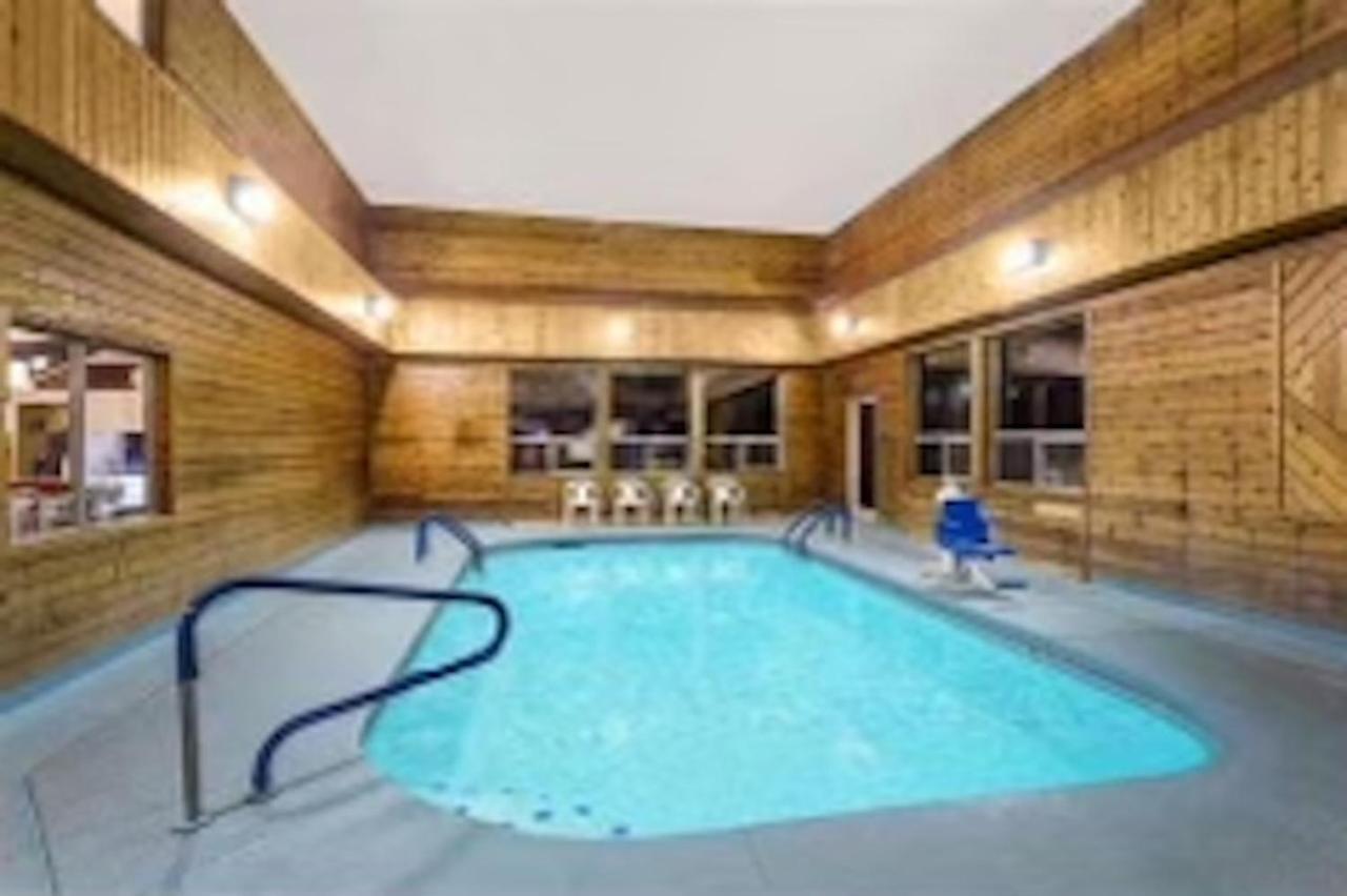 Pinetop Studio Suites ภายนอก รูปภาพ