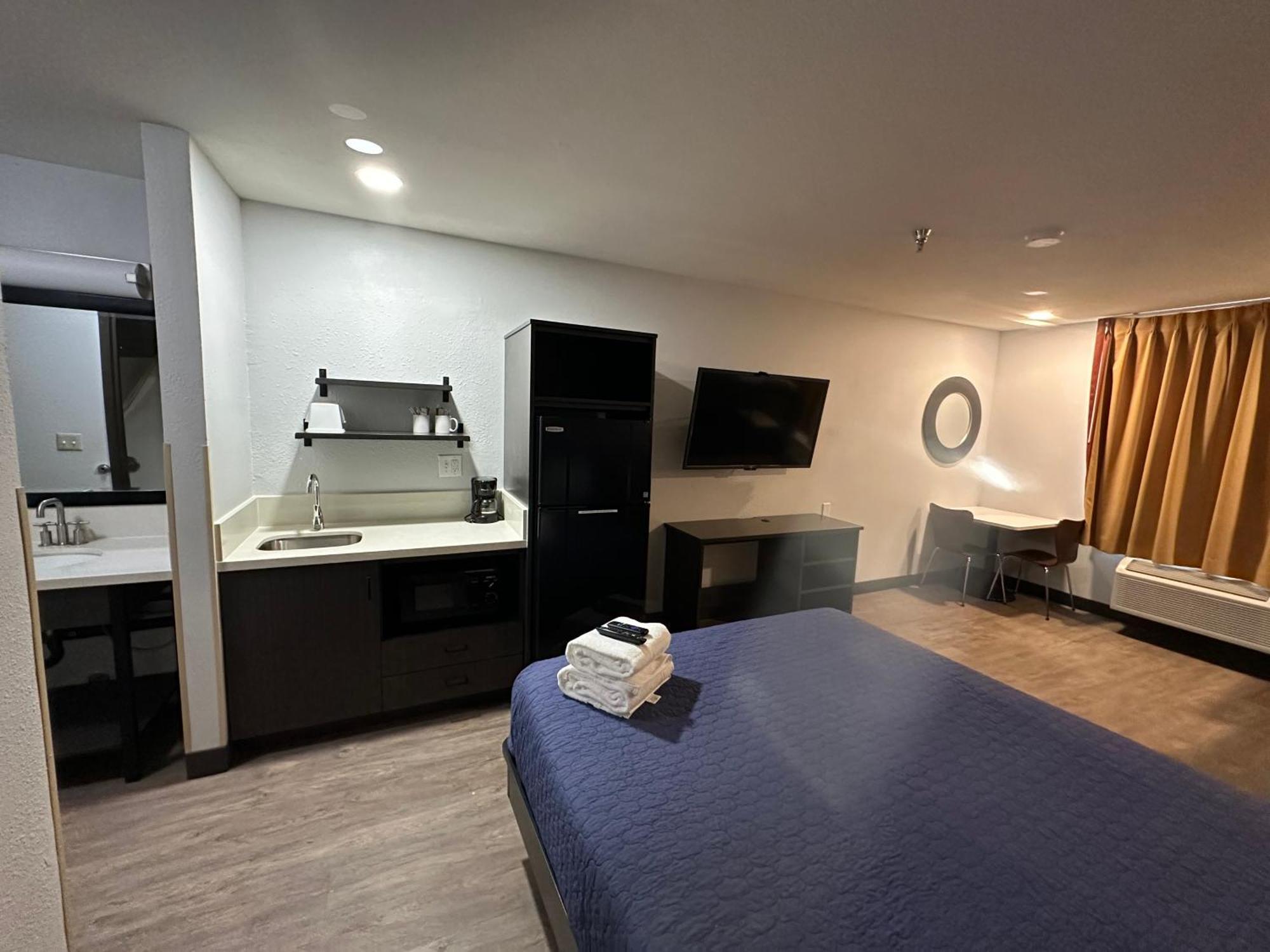 Pinetop Studio Suites ภายนอก รูปภาพ
