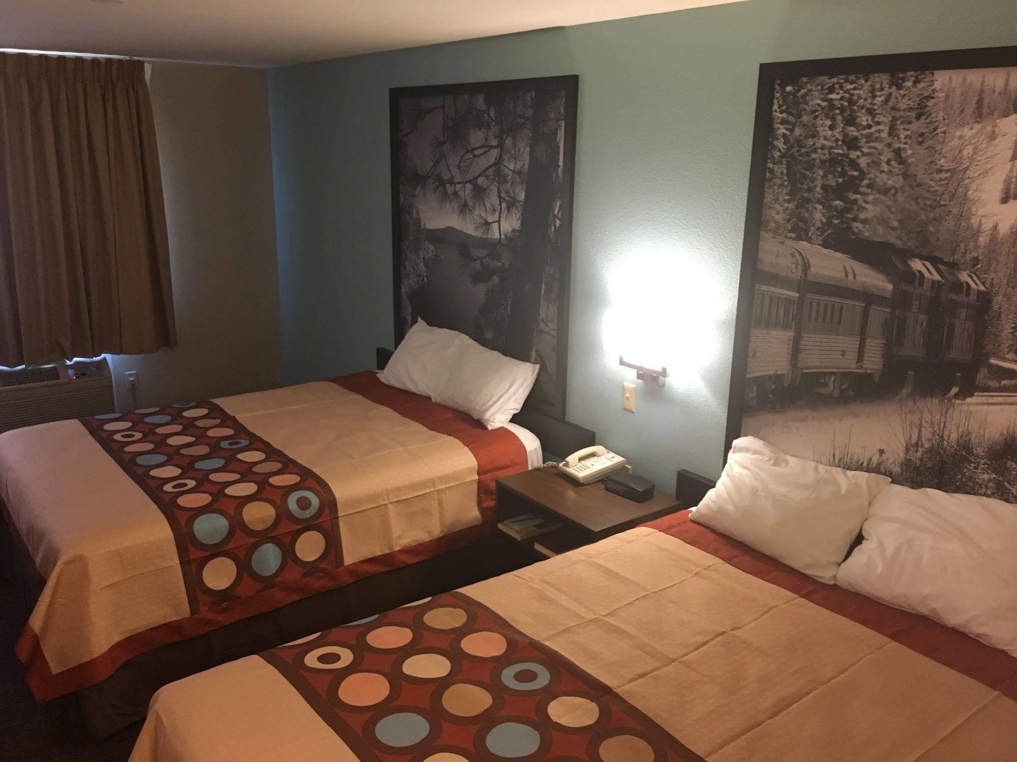 Pinetop Studio Suites ภายนอก รูปภาพ